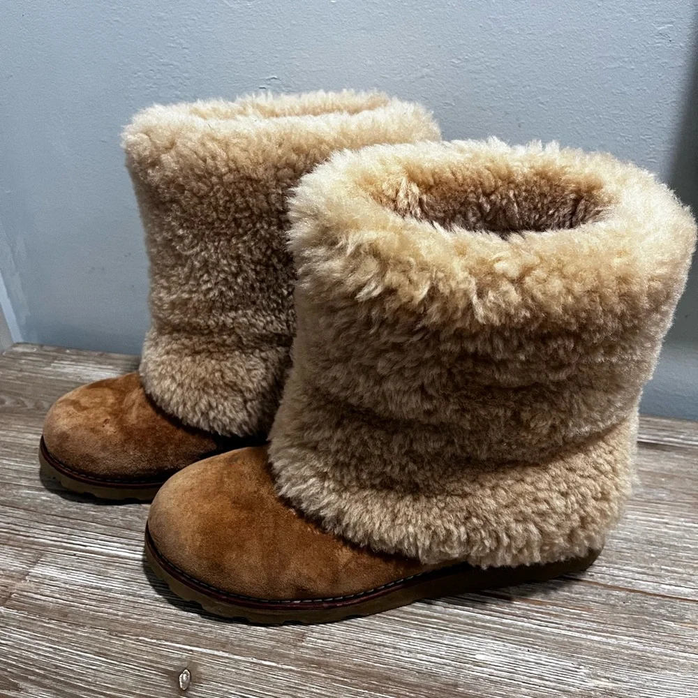 UGG Maylin Boots - Picture 2 of 8